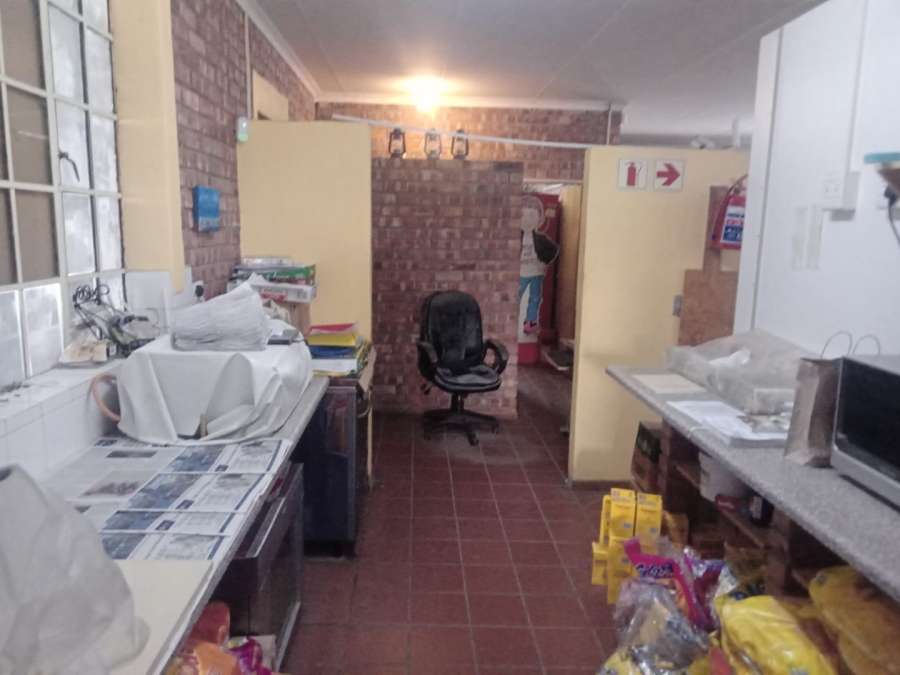 Commercial Property for Sale in Paradise Beach Eastern Cape